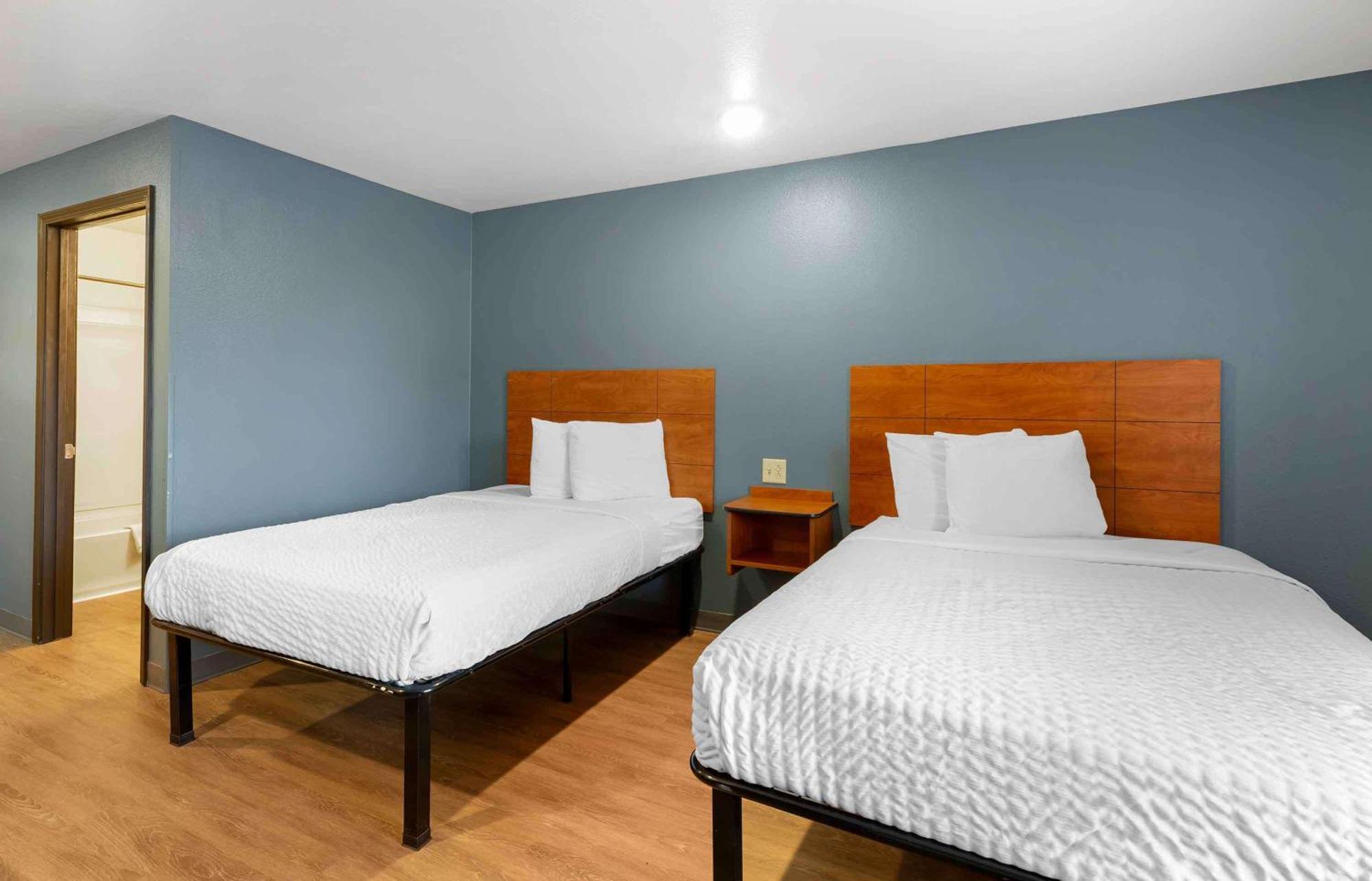 Extended Stay America Select Suites - Cleveland - Airport Extérieur photo